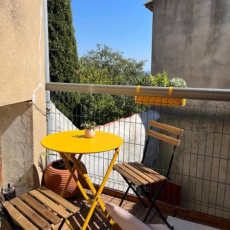 Atypique Apartment Châteauneuf-de-Gadagne Екстериор снимка