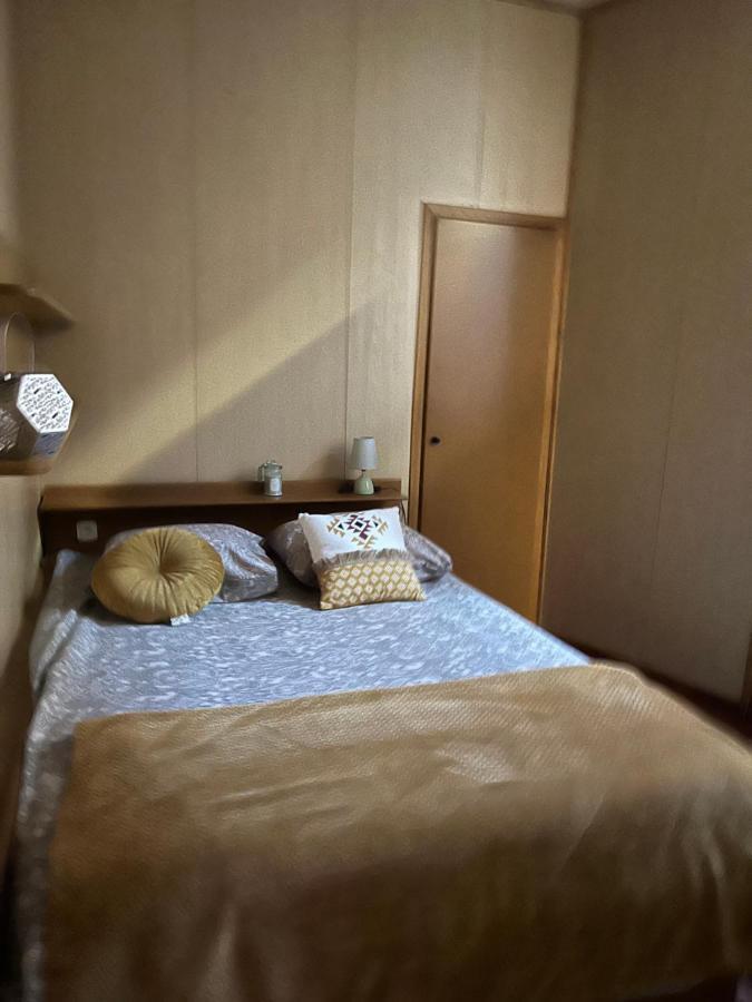 Atypique Apartment Châteauneuf-de-Gadagne Екстериор снимка