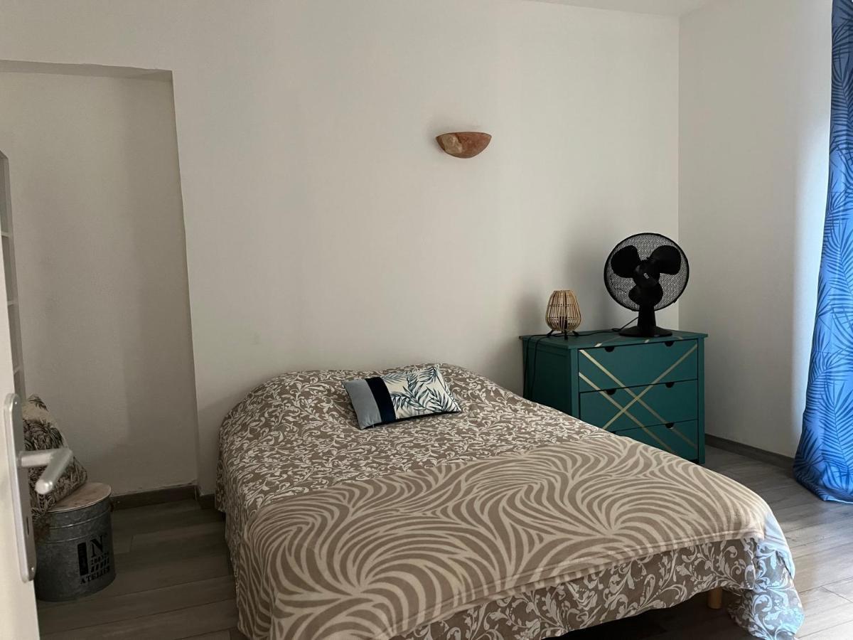 Atypique Apartment Châteauneuf-de-Gadagne Екстериор снимка